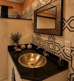 Amazigh Hammam Suite