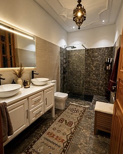 Bathroom, Royal Panorama Suite