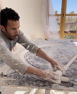 Avdouch, our plasterer, during the meticulous creation of the moldings.